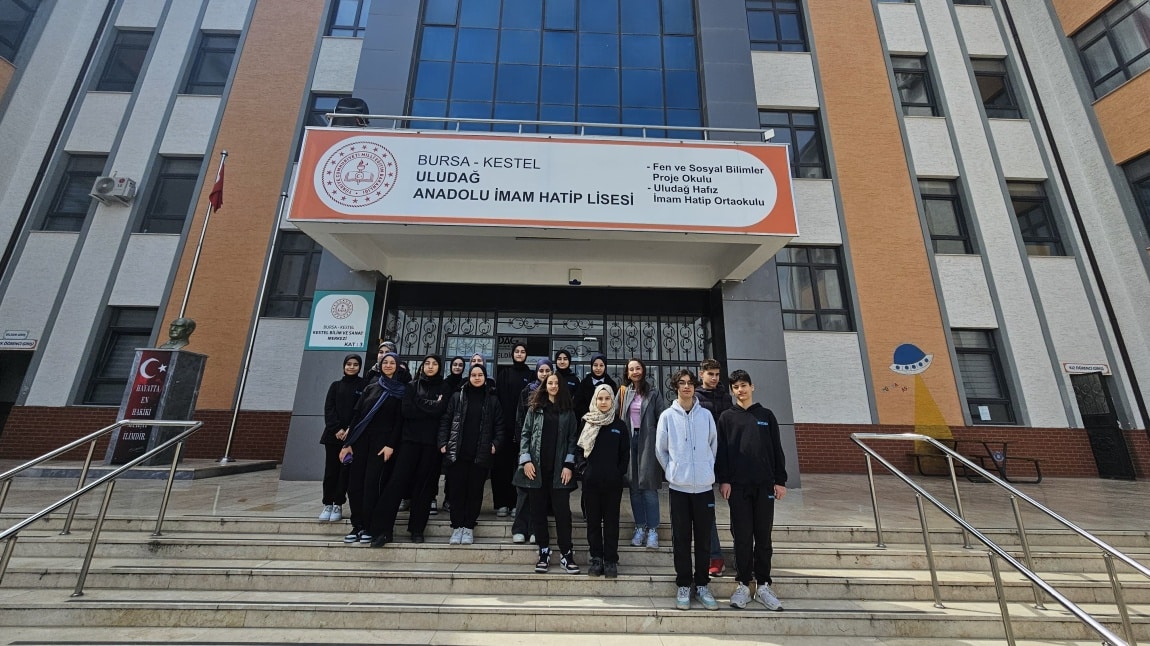 HEDEF LGS 2025 KAPSAMINDA ULUDAĞ İMAM HATİP LİSESİ GEZİSİ YAPTIK.